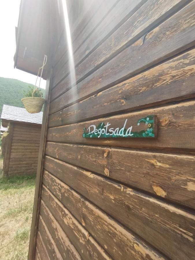 Camping La Zarapica - Palacios Del Sil 外观 照片