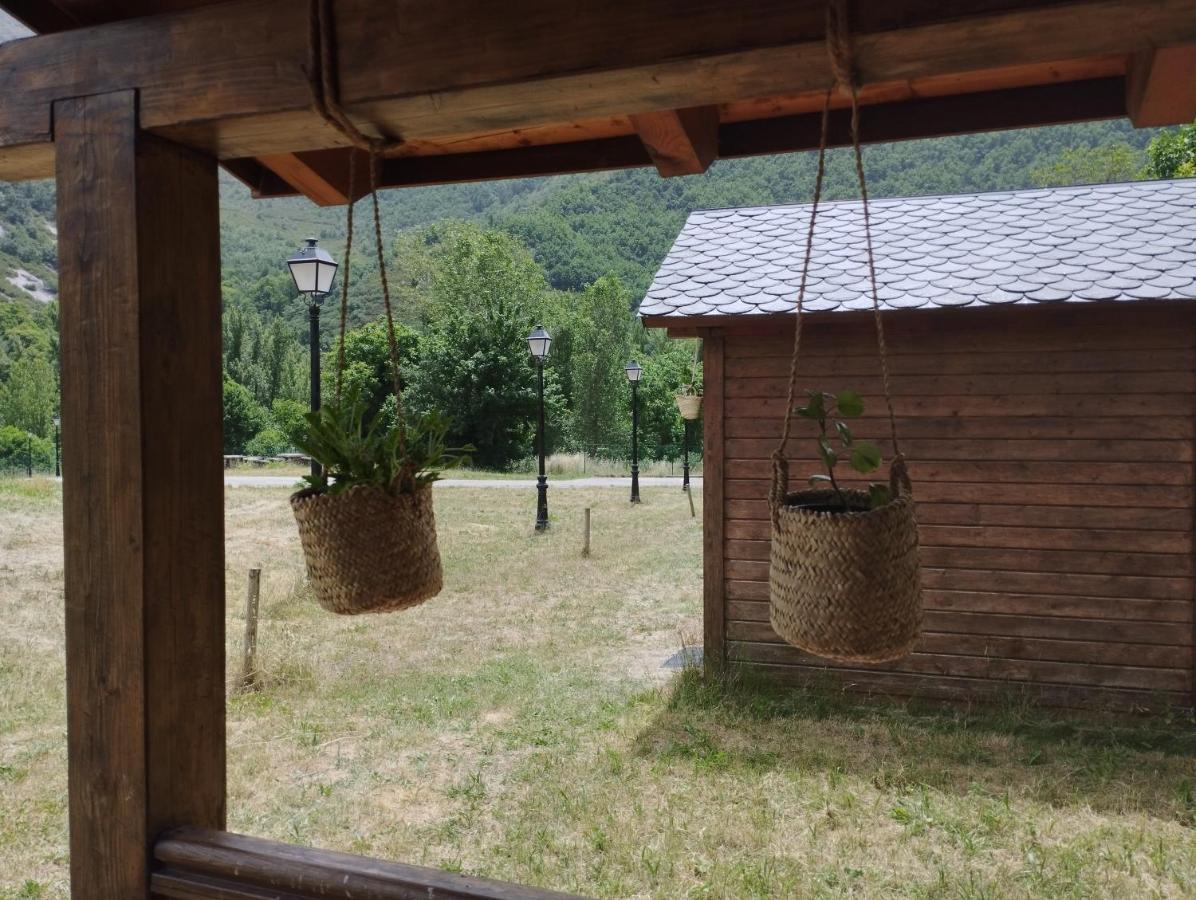 Camping La Zarapica - Palacios Del Sil 外观 照片