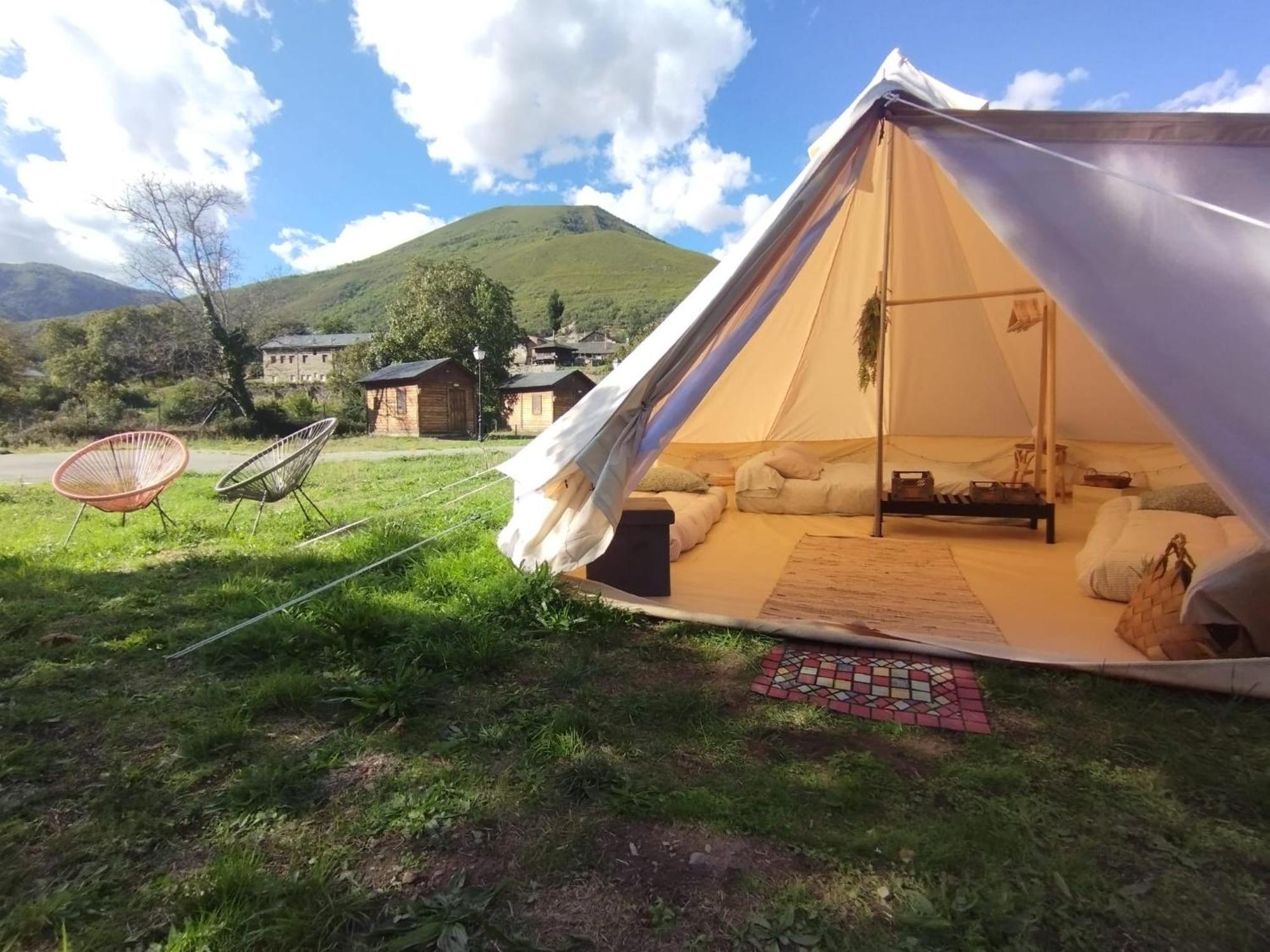 Camping La Zarapica - Palacios Del Sil 外观 照片